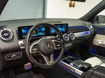 Mercedes-Benz GLB 250 4MATIC AMG
