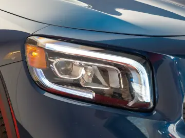 Mercedes-Benz GLB 250 4MATIC AMG