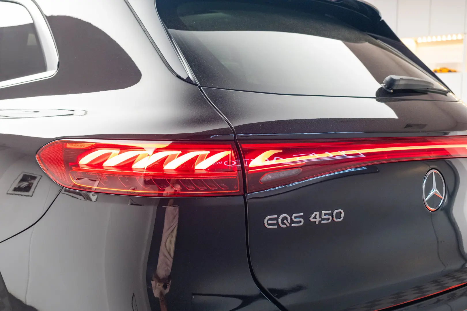 Mercedes Benz EQS 450 4MATIC
