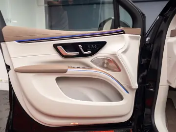 Mercedes Benz EQS 450 4MATIC