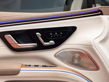 Mercedes Benz EQS 450 4MATIC