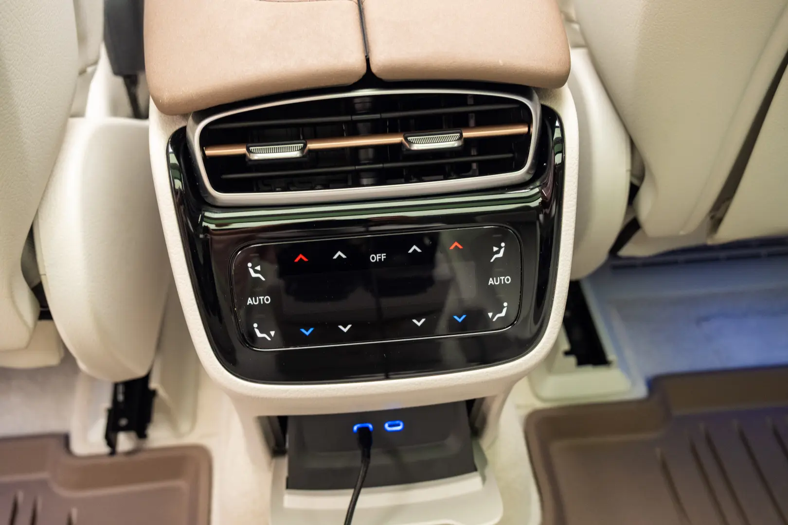 Mercedes Benz EQS 450 4MATIC