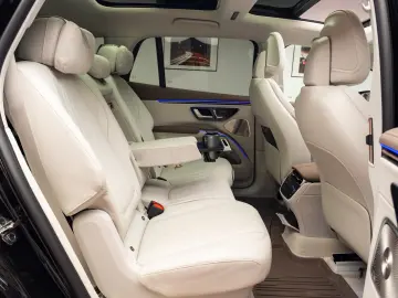 Mercedes Benz EQS 450 4MATIC