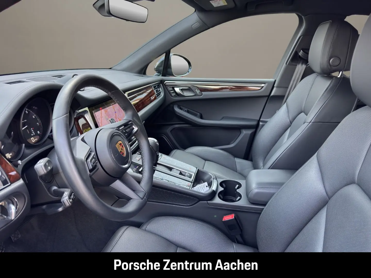 Macan BOSE Sportabgasanlage Abstandstempomat LED