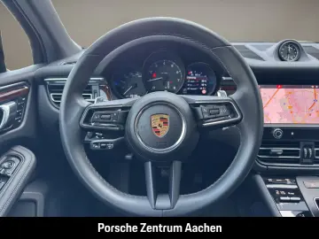 Macan BOSE Sportabgasanlage Abstandstempomat LED