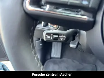 Macan BOSE Sportabgasanlage Abstandstempomat LED