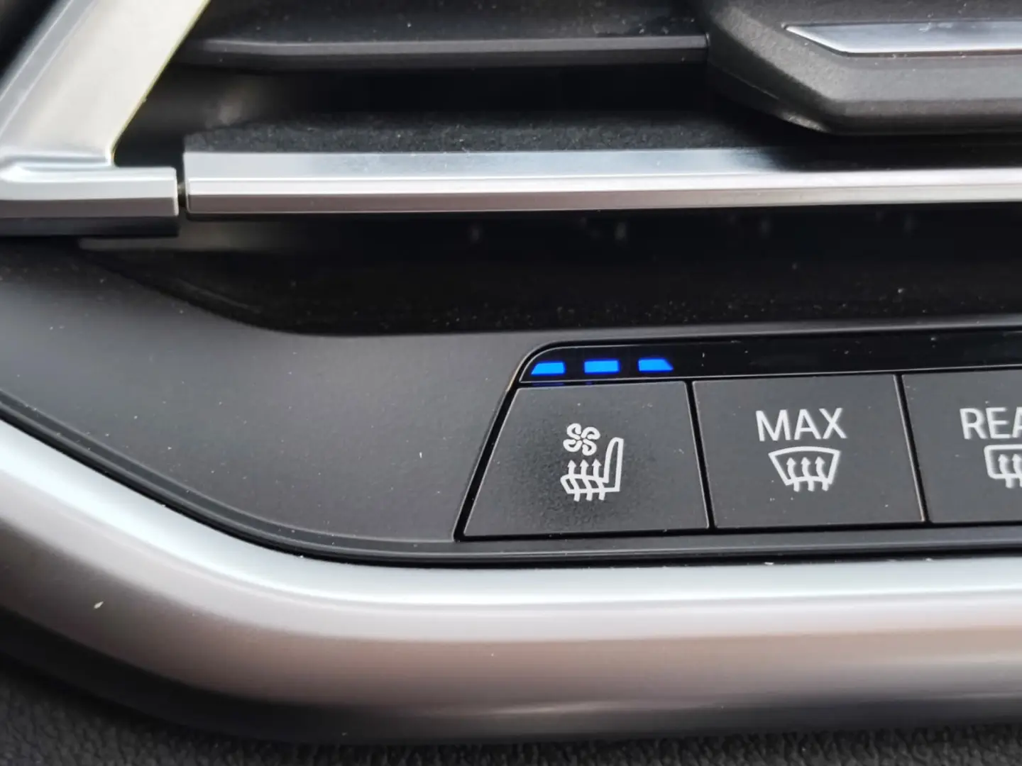 BMW X6 M M50d