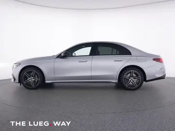 E 300 e 4M AMG+NIGHT+PANO+AHK+DC-LADEN+DIG.LIGHT