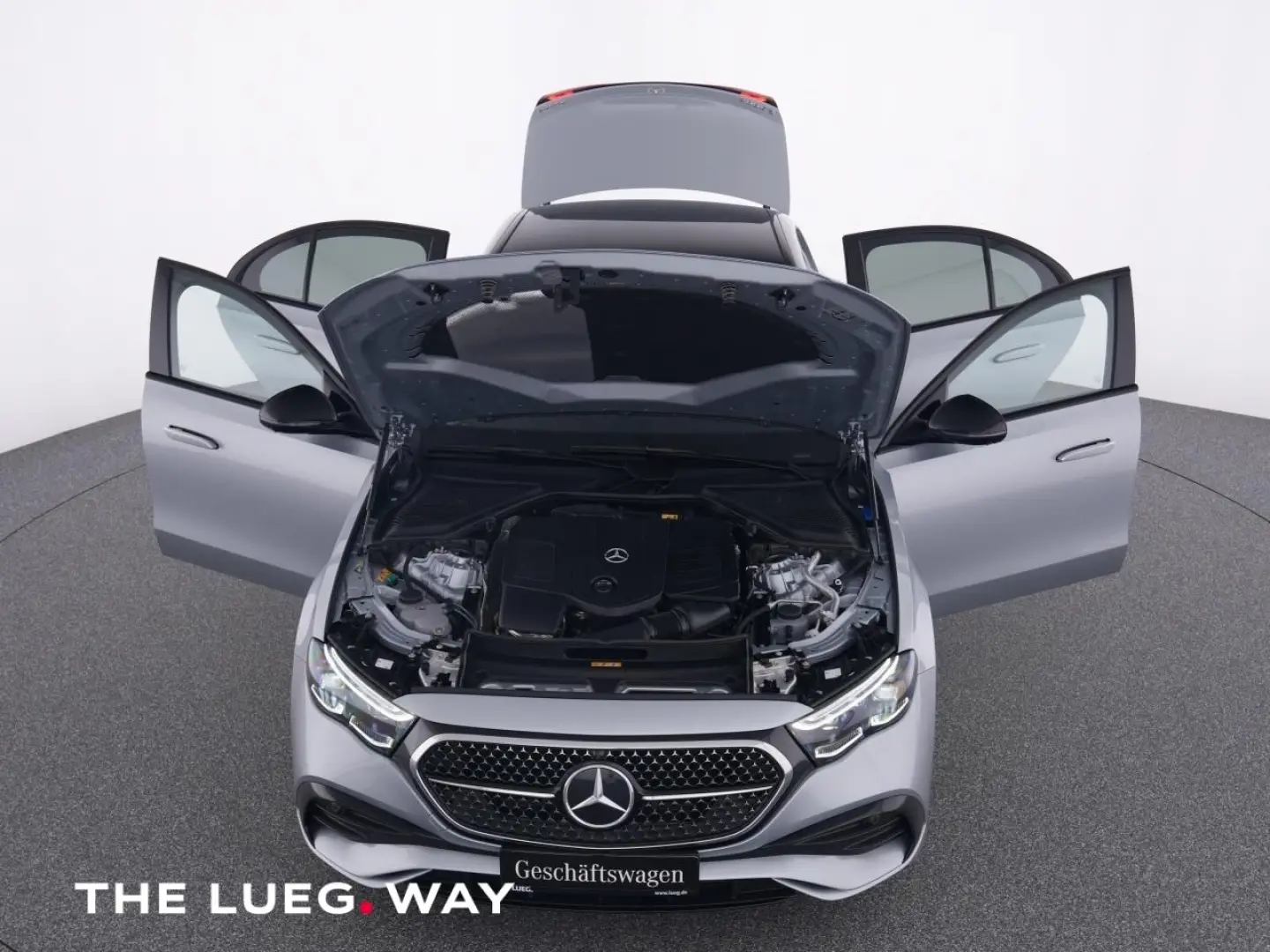 E 300 e 4M AMG+NIGHT+PANO+AHK+DC-LADEN+DIG.LIGHT