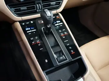Porsche MACAN*CAMERA*CHRONO*ACC*LED*