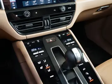 Porsche MACAN*CAMERA*CHRONO*ACC*LED*
