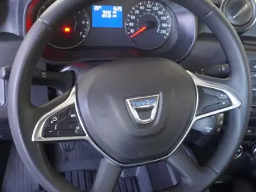 DACIA DUSTER 1.5 Blue dCi 115 Comfort 4WD