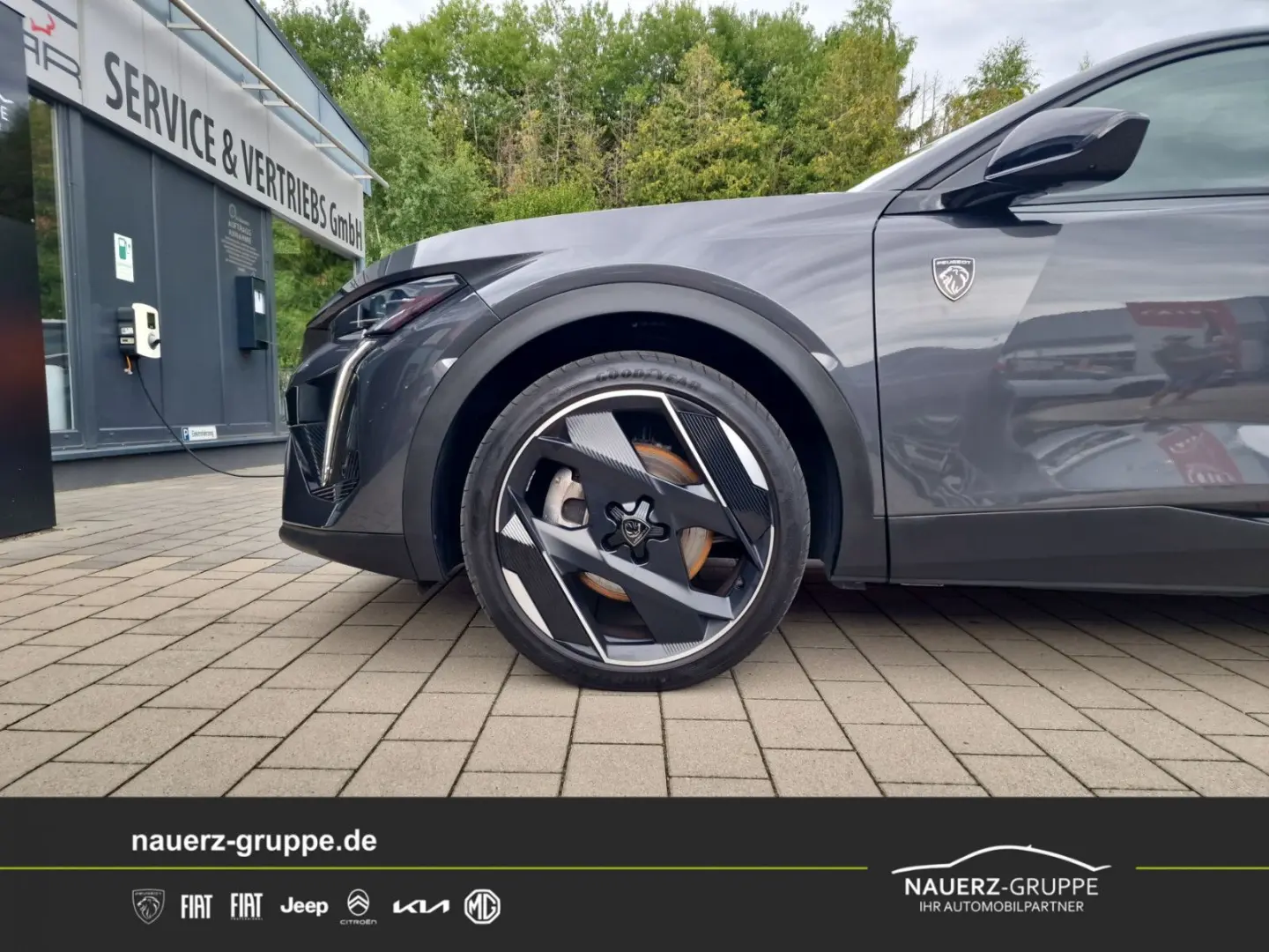 408 Hybrid 225 GT Plug-In Hybrid
