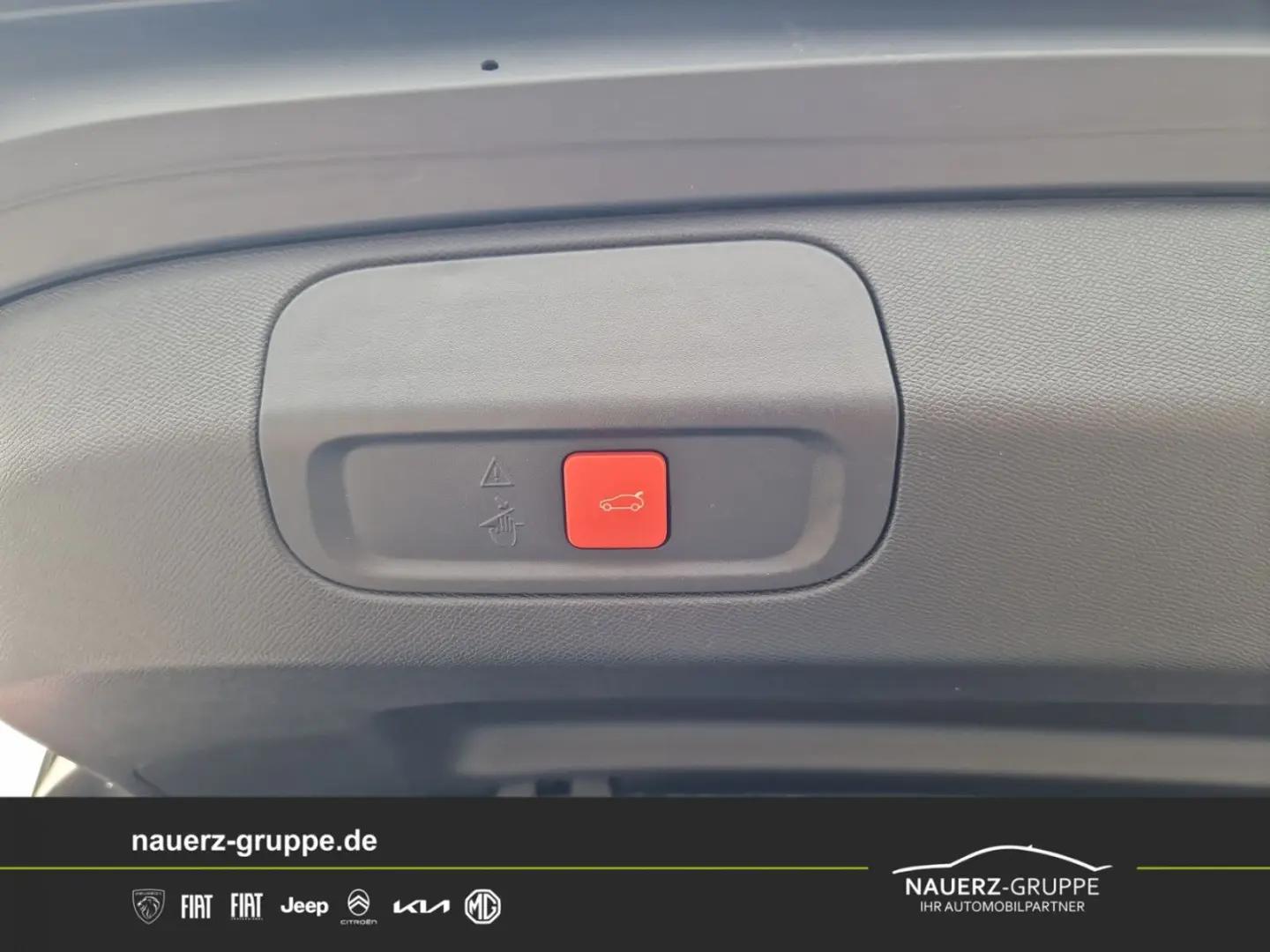 408 Hybrid 225 GT Plug-In Hybrid