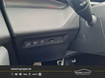 408 Hybrid 225 GT Plug-In Hybrid