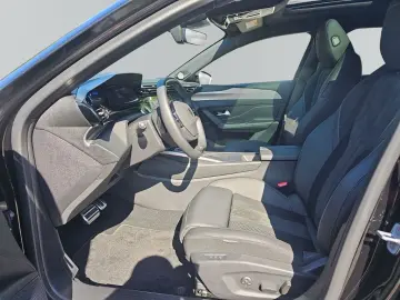 408 GT PHEV 225 El. Panodach Navi Digitales Cock