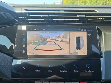 408 GT PHEV 225 El. Panodach Navi Digitales Cock