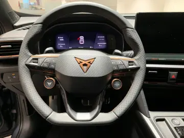 Formentor VZ 5 2.5 TSI 4DRIVE LED+NAVI+LEDER+ACC