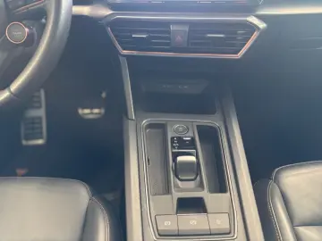 Formentor VZ5 4Drive DSG Pano Navi Beats LED
