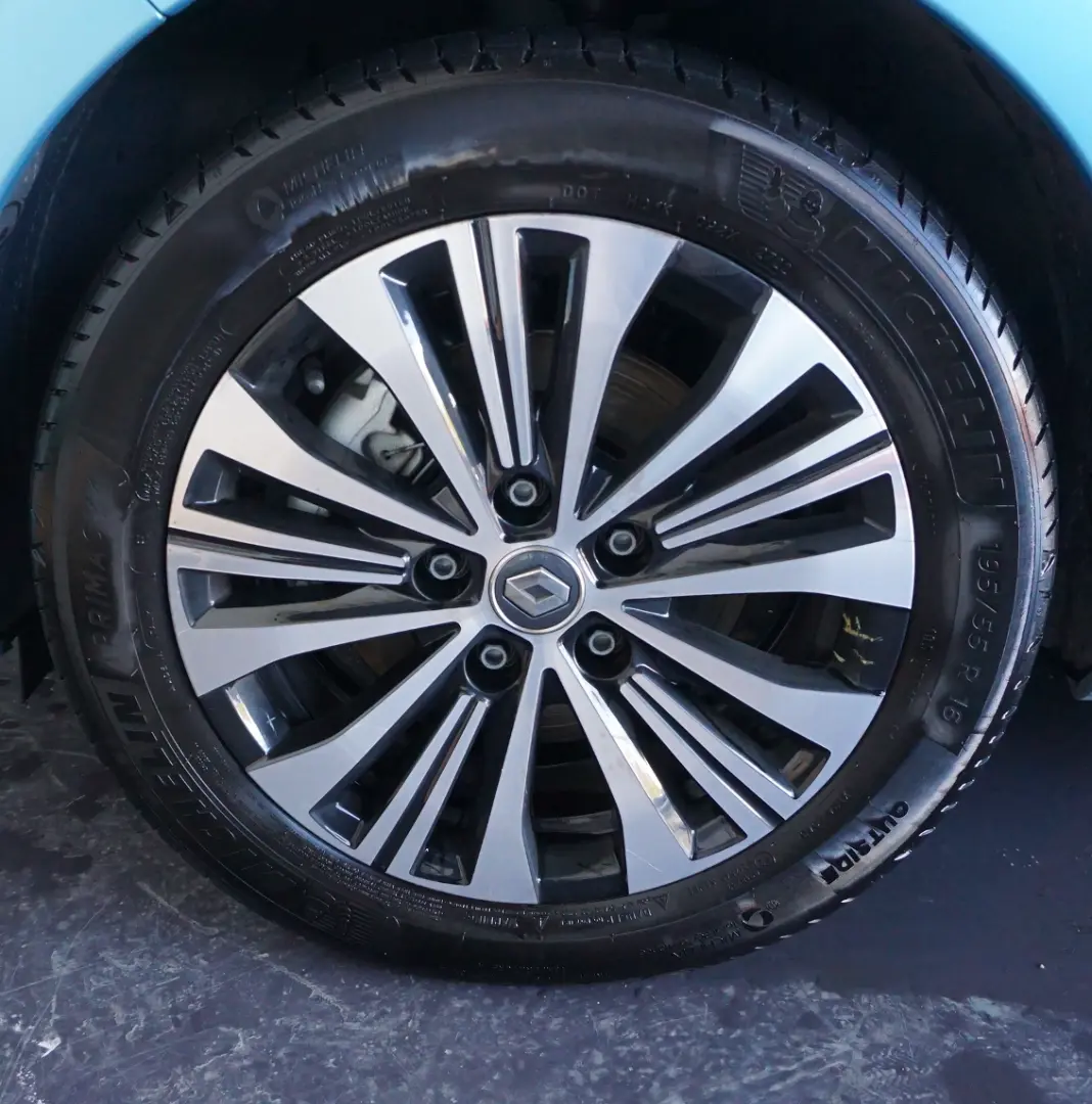 RENAULT ZOE Z.E. 50 Z.E. R135 iconic