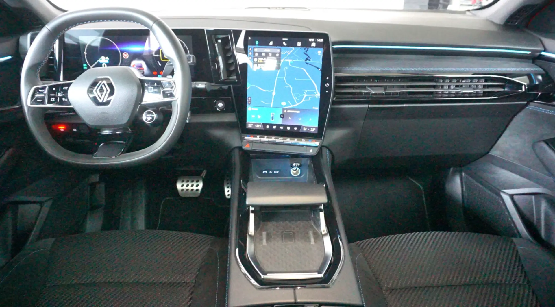RENAULT AUSTRAL E-Tech HEV 200 iconic esprit Alpine