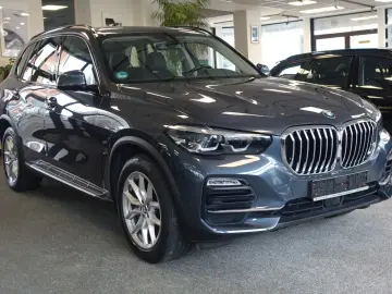X5 xDrive 45 e  Panorama AHK Trittbretter ACC