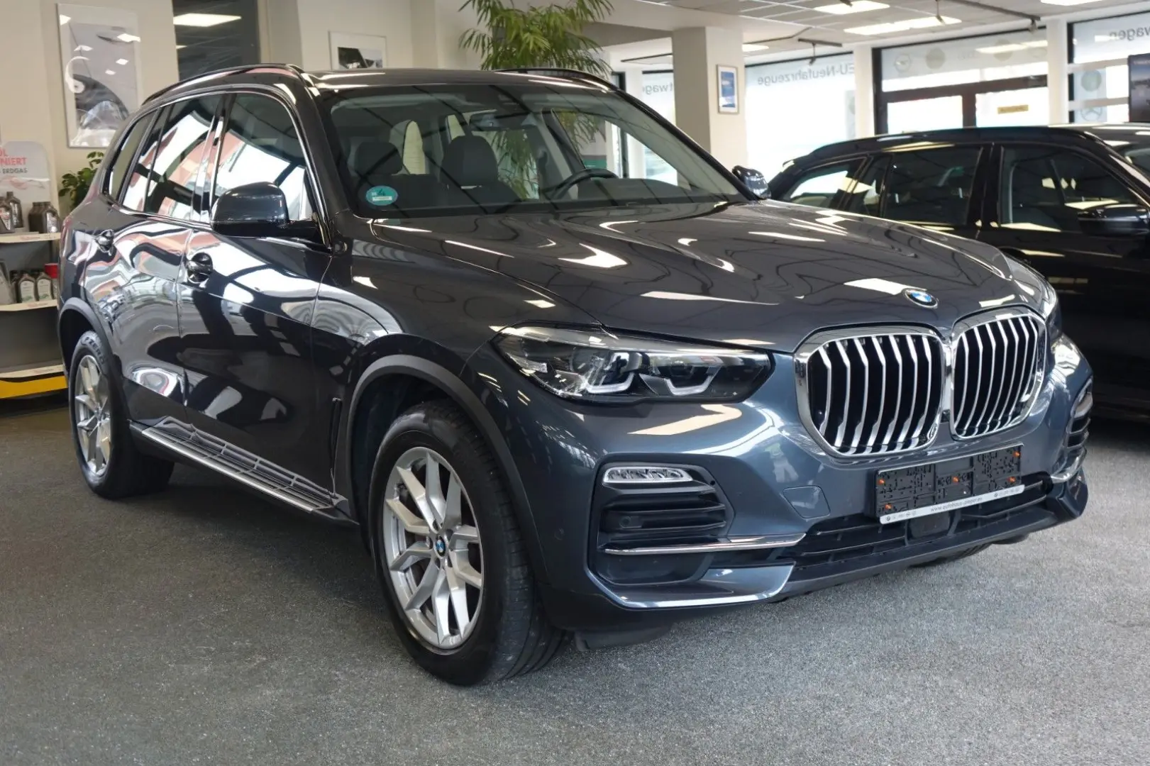X5 xDrive 45 e +Panorama+AHK+Trittbretter+ACC