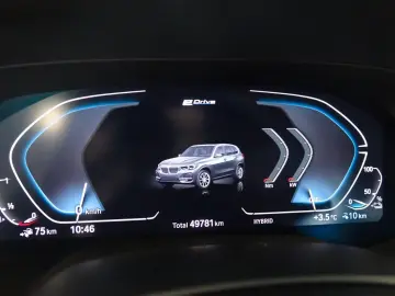 X5 xDrive 45 e +Panorama+AHK+Trittbretter+ACC