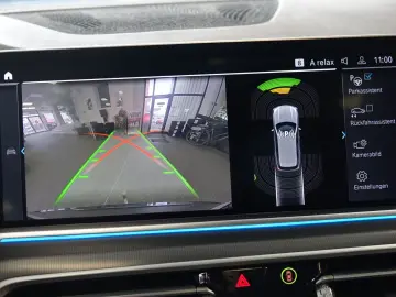 X5 xDrive 45 e +Panorama+AHK+Trittbretter+ACC