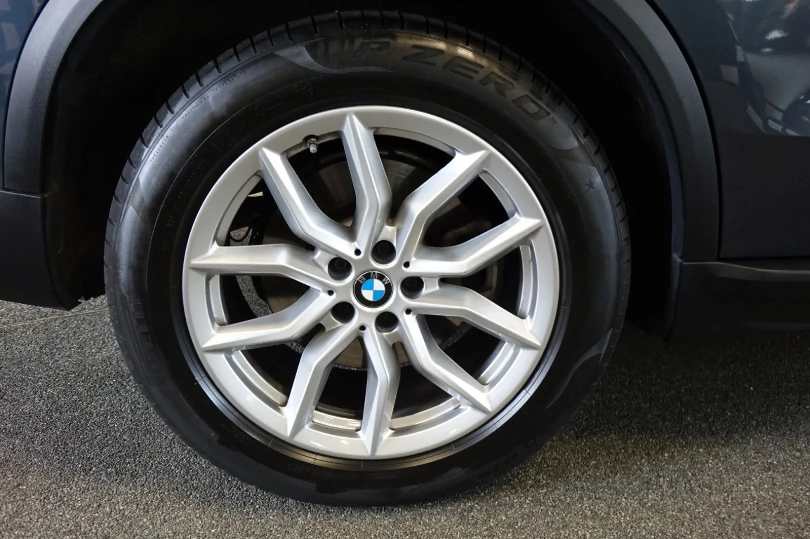 X5 xDrive 45 e +Panorama+AHK+Trittbretter+ACC