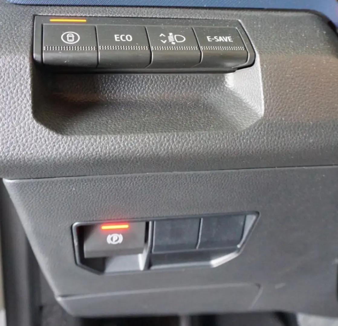 DACIA DUSTER 1.6 HEV 140 Journey