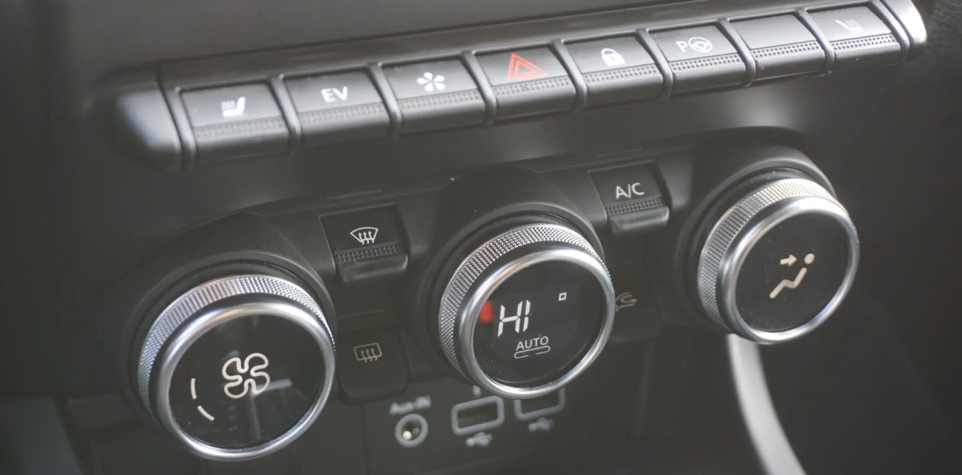 RENAULT ARKANA 1.6 E-Tech 145CP techno