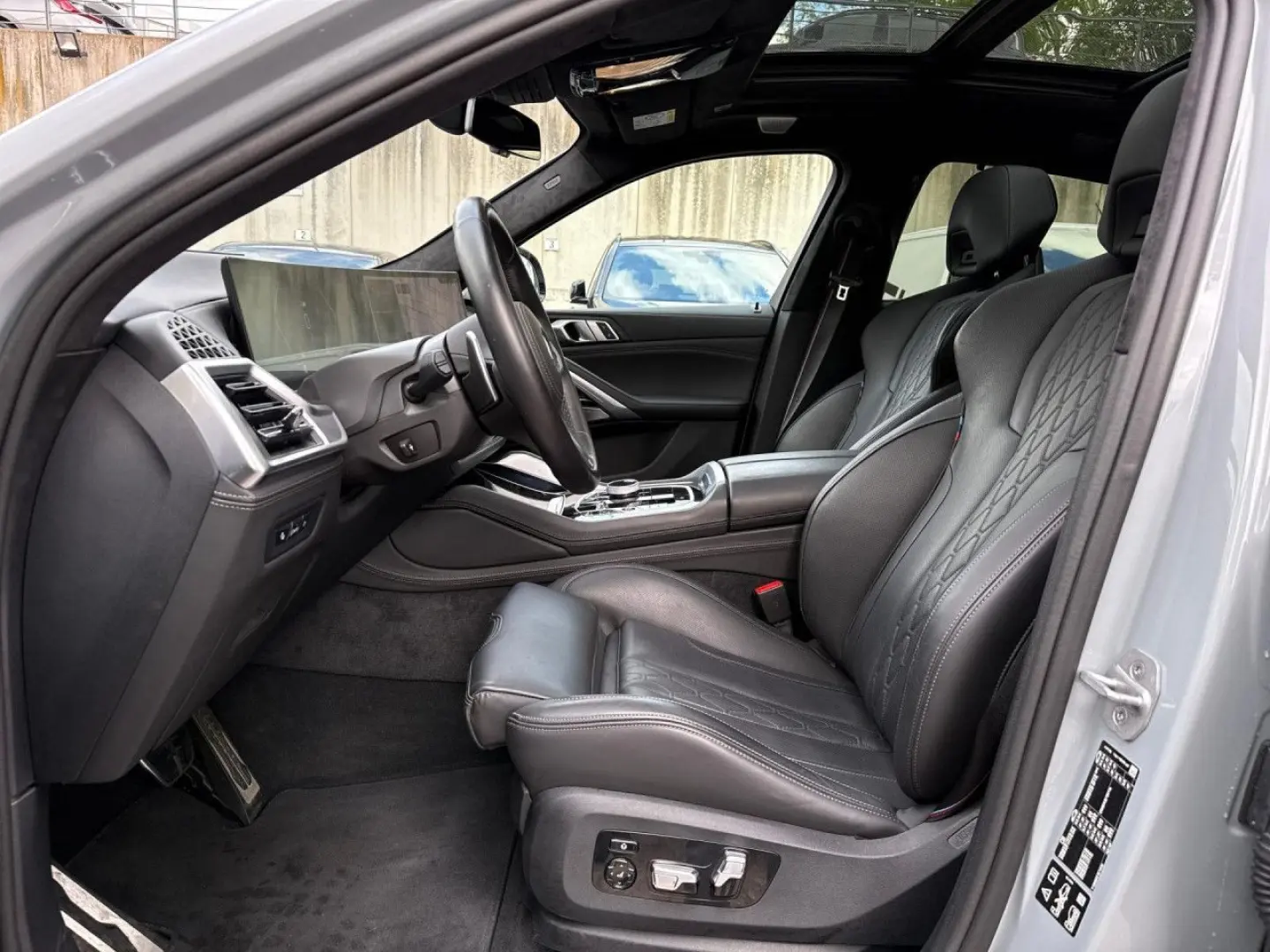 X6 xDr 40iA M SPORT PRO SkyL,StHzg,AHK,B+W,Alu22