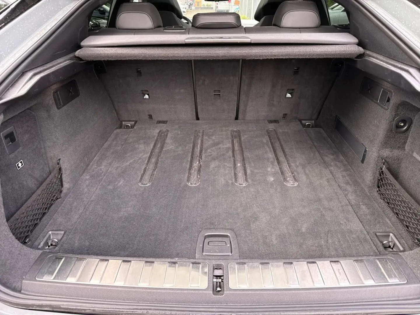 X6 xDr 40iA M SPORT PRO SkyL,StHzg,AHK,B+W,Alu22