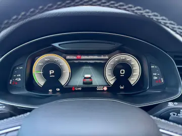 Q7 S line 60TFSIe quattro HD MATRIX HUD AHK PANO