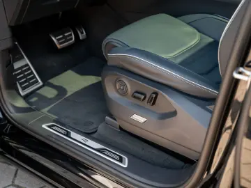 Touareg R-Line V6 TDI AHK Pano StandH Allrdlnkg
