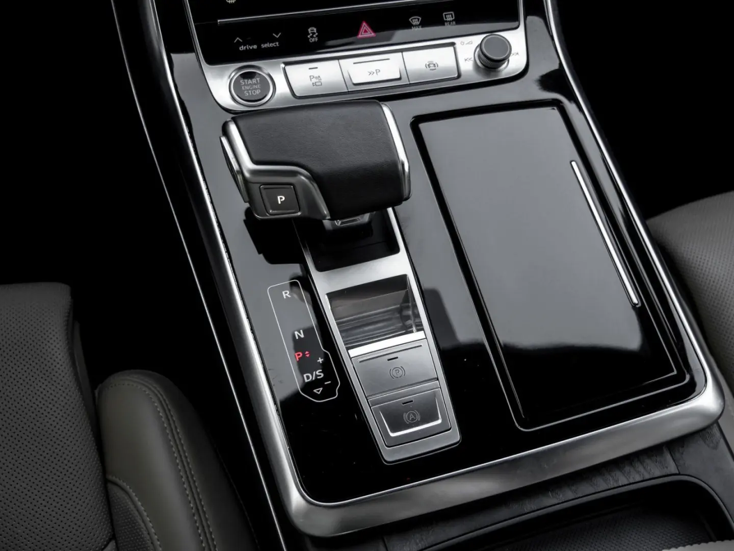 Q7 S line 55 TFSI e AHK 360° HUD B&O Keyless