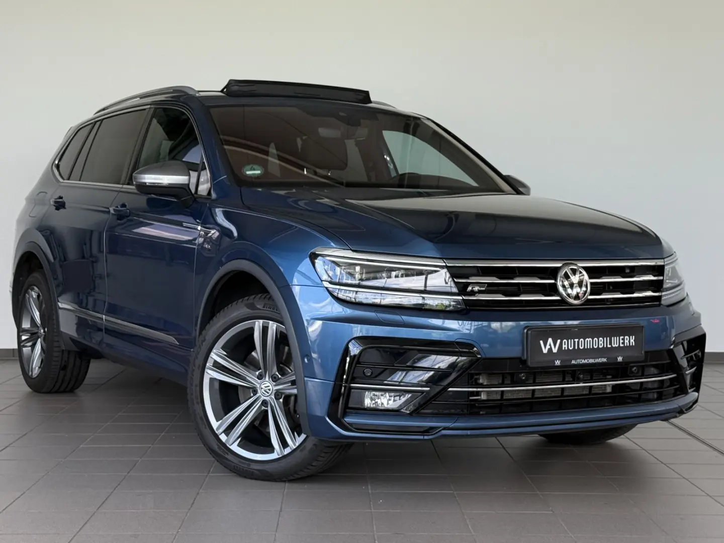 Tiguan Allspace R-LINE 4M |PANO |AHK |HUD |360°