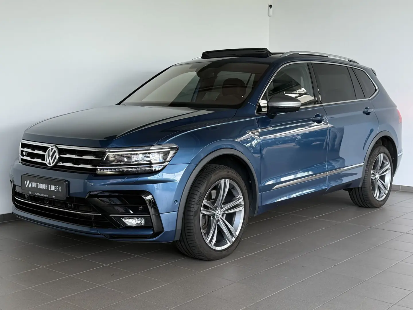 Tiguan Allspace R-LINE 4M |PANO |AHK |HUD |360°
