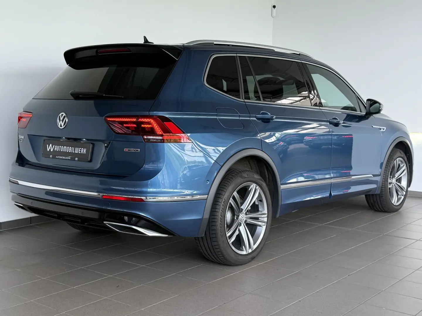 Tiguan Allspace R-LINE 4M |PANO |AHK |HUD |360°