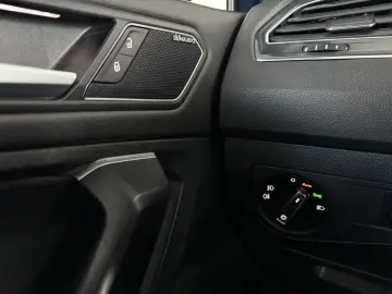 Tiguan Allspace R-LINE 4M |PANO |AHK |HUD |360°