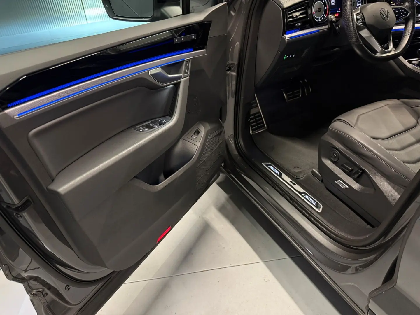 Touareg R-Line 4Motion *Black Style*21Zoll*LUFT*