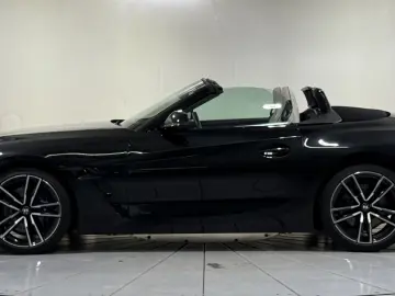 Z4 sDrive30i M Sportpaket ACC DA PA RFK HUD HK