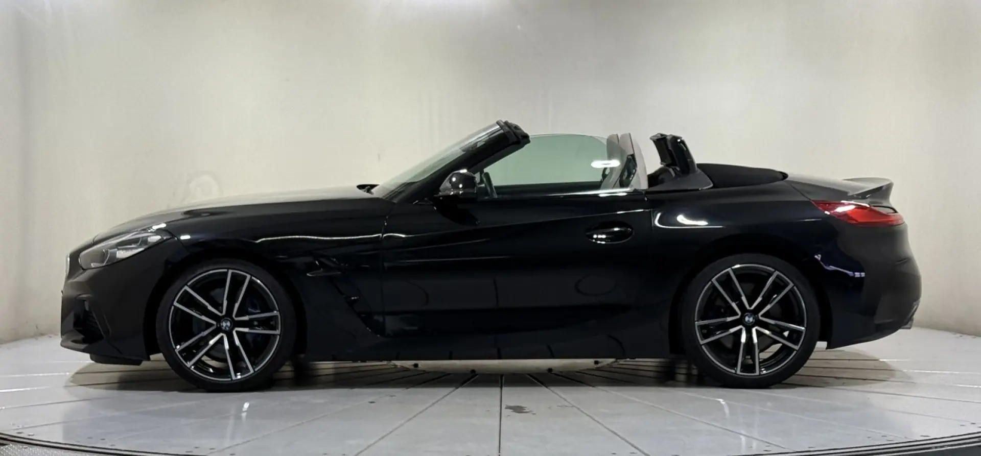 Z4 sDrive30i M Sportpaket ACC DA PA RFK HUD HK