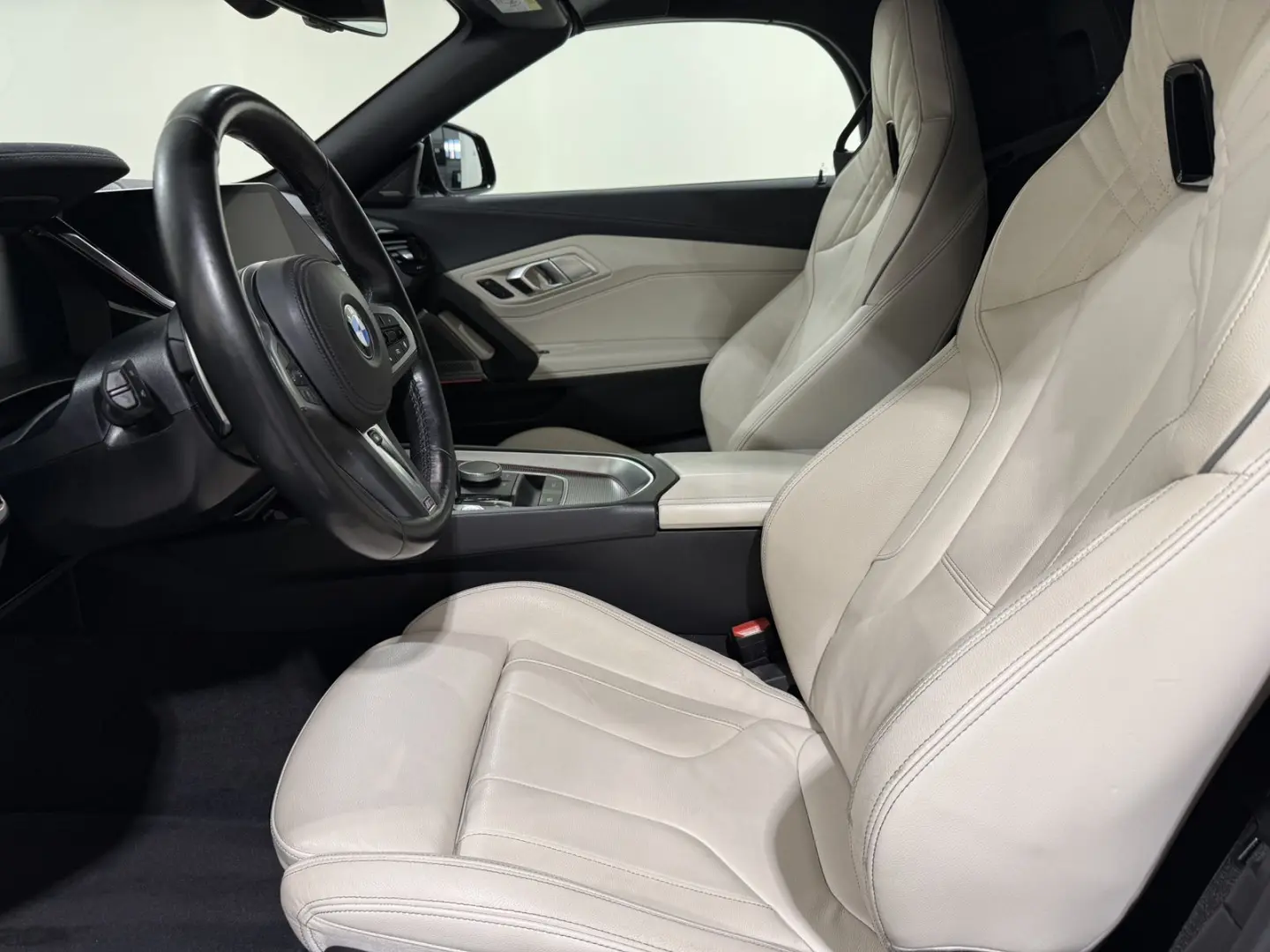 Z4 sDrive30i M Sportpaket ACC DA PA RFK HUD HK