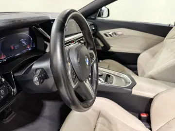 Z4 sDrive30i M Sportpaket ACC DA PA RFK HUD HK