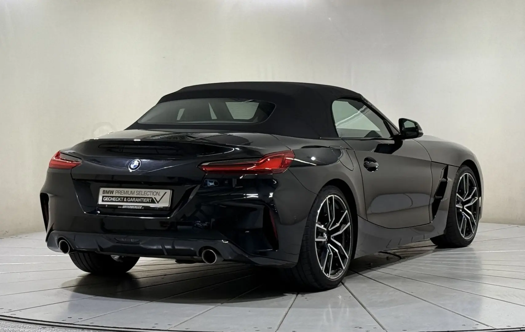 Z4 sDrive30i M Sportpaket ACC DA PA RFK HUD HK