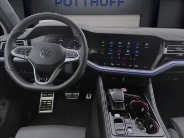Touareg 3.0 TDI DSG 4M R-LINE AHK LUFT HuD LM19