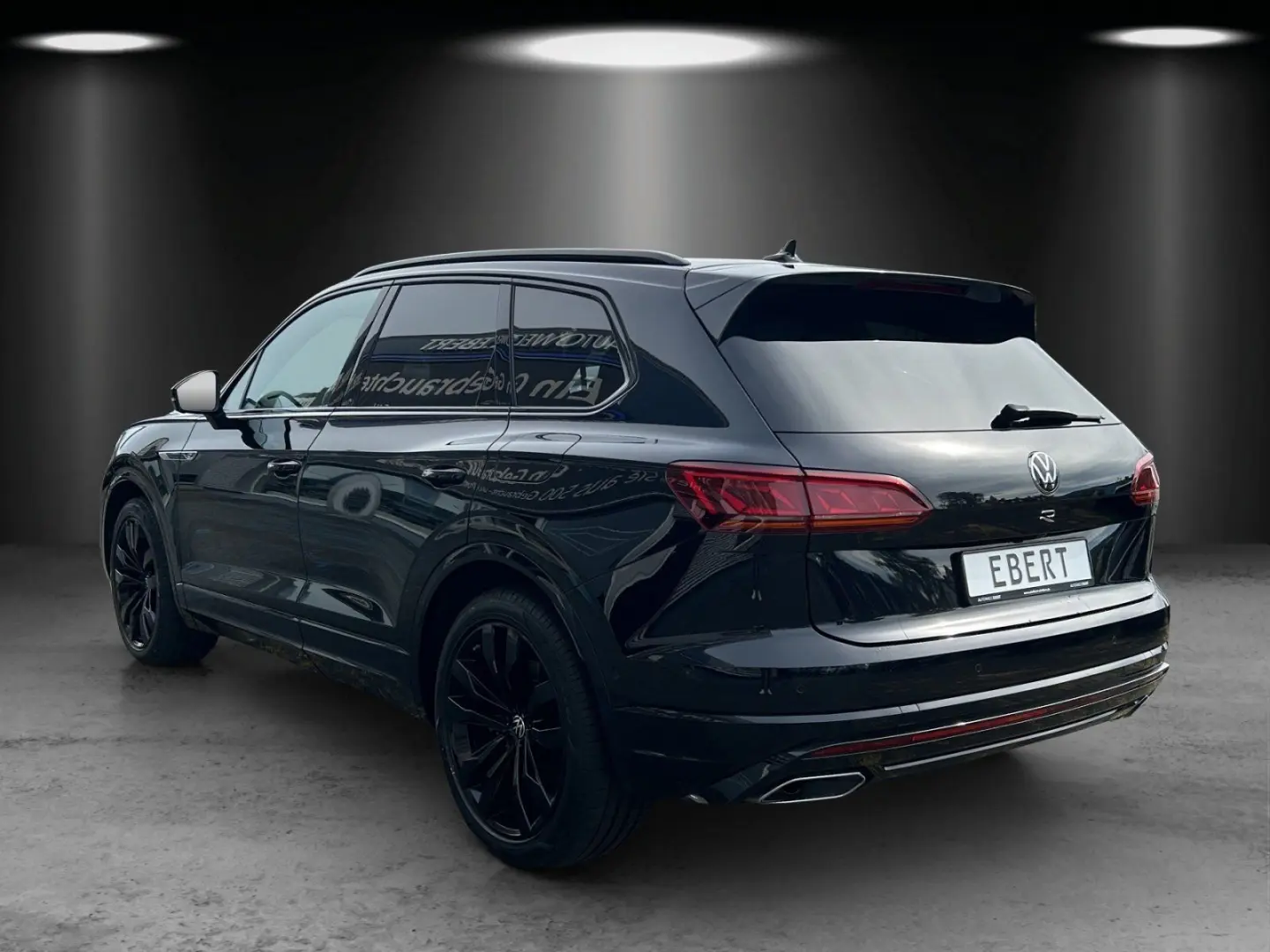 Touareg 3.0 TSI eHybrid R-Line 4M AHK Luft Pano