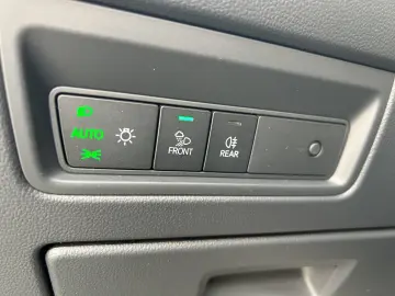 Touareg 3.0 TSI eHybrid R-Line 4M AHK Luft Pano